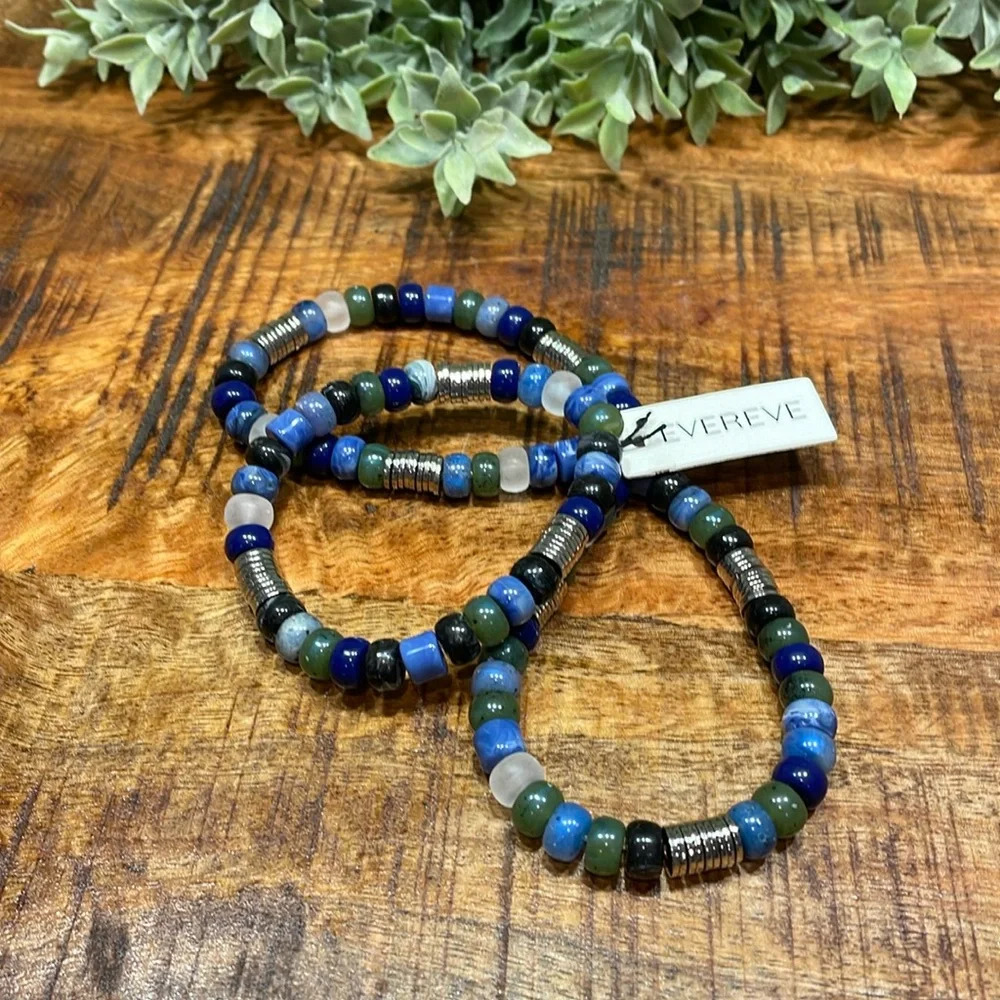 Bea Beaded Bracelet Trio New With Tags From Evereve Blue, Green, Silver